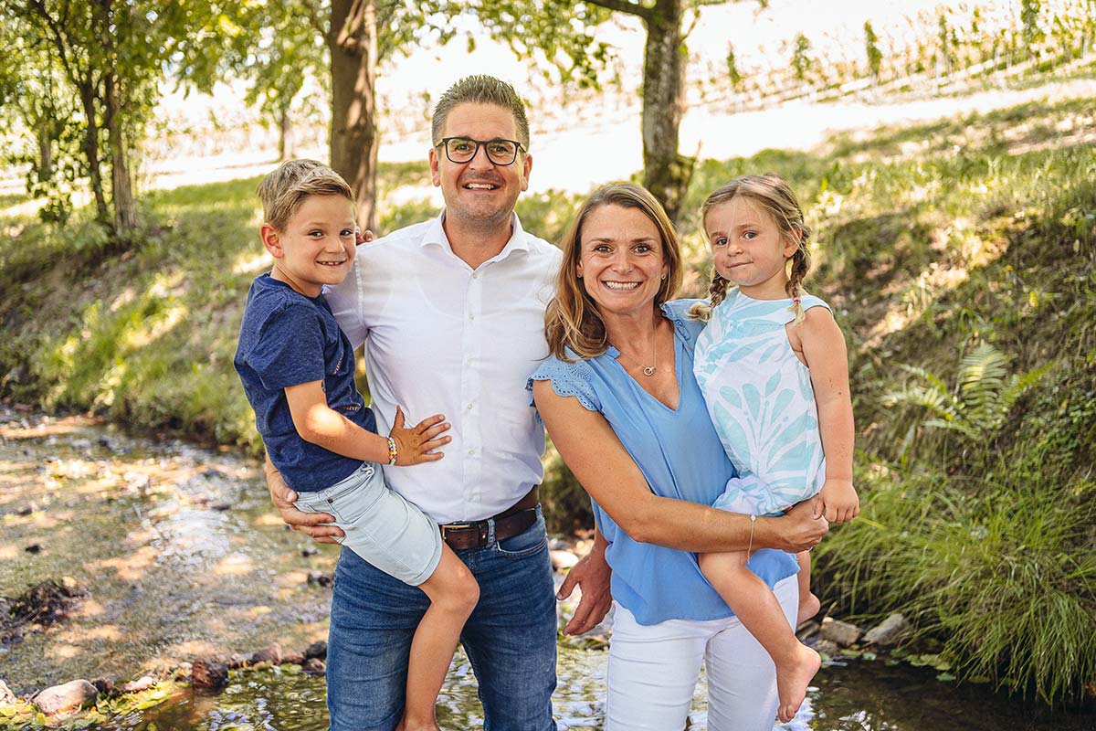Stefan Hattenbach mit seiner Familie Stefan Hattenbach mit seiner Familie